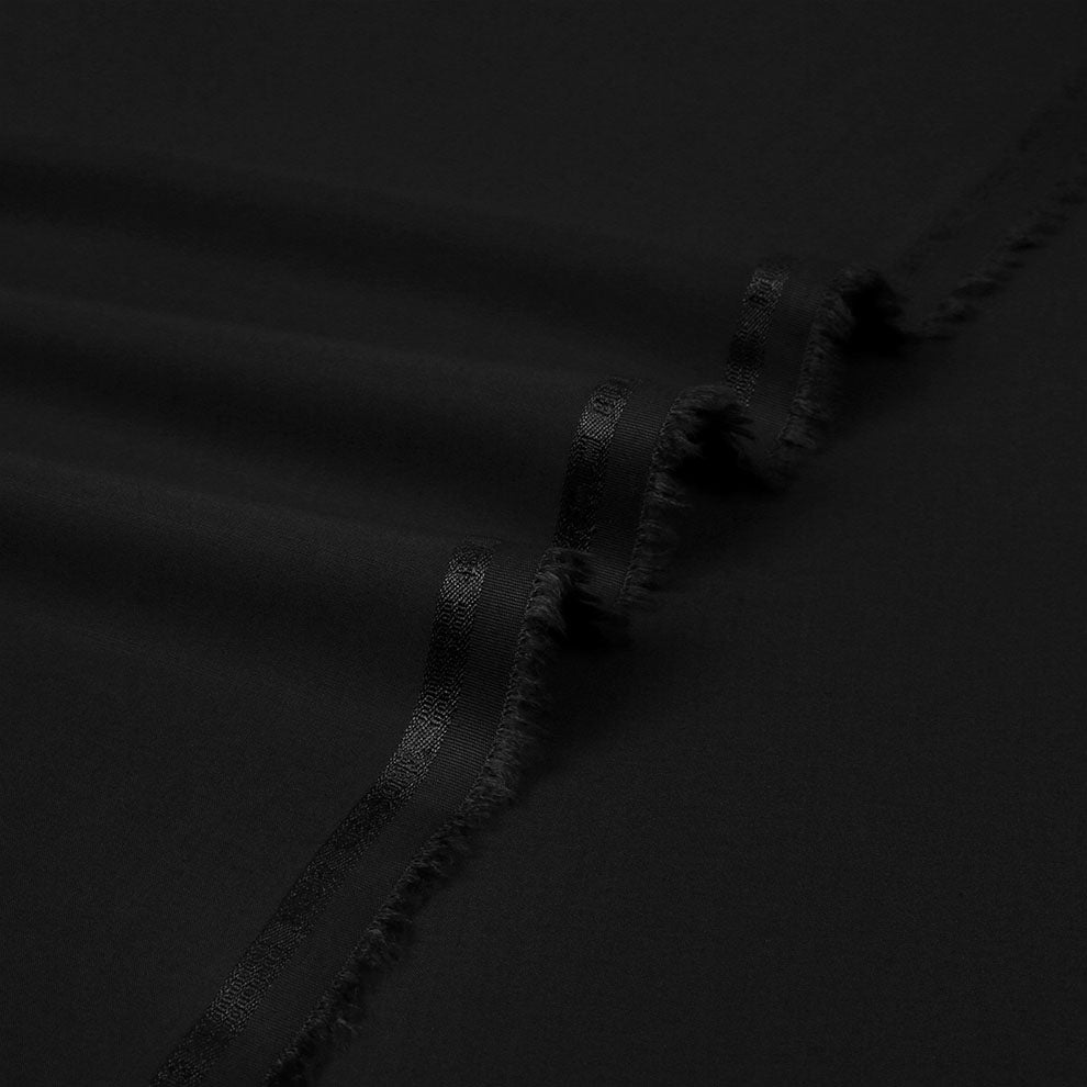 Four Seasons Blended - Black