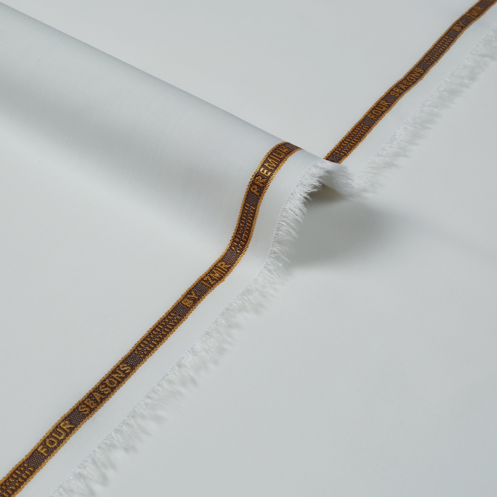 Four Seasons Off White - Blended