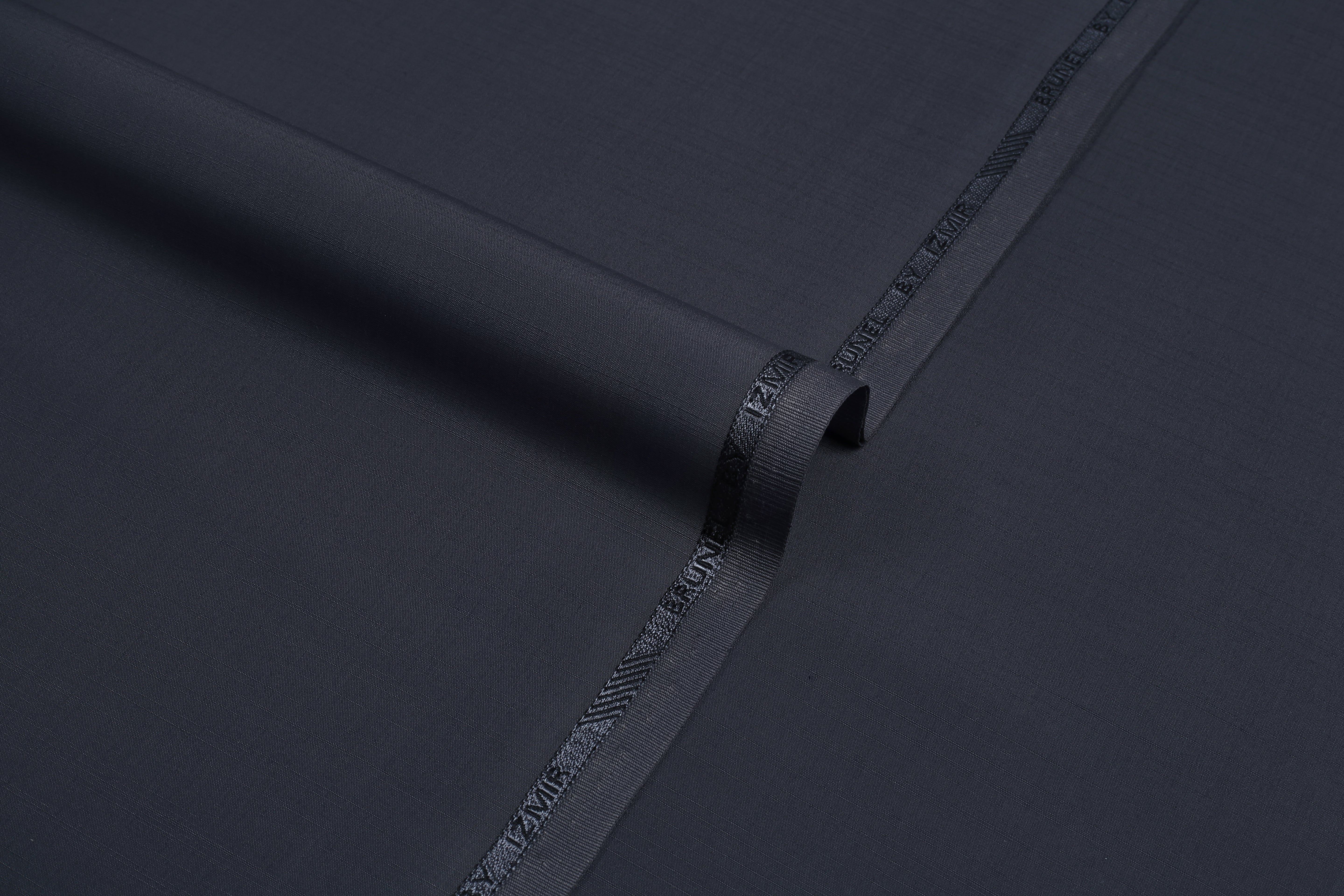 Brunel Charcoal Grey - Slub Wash & Wear