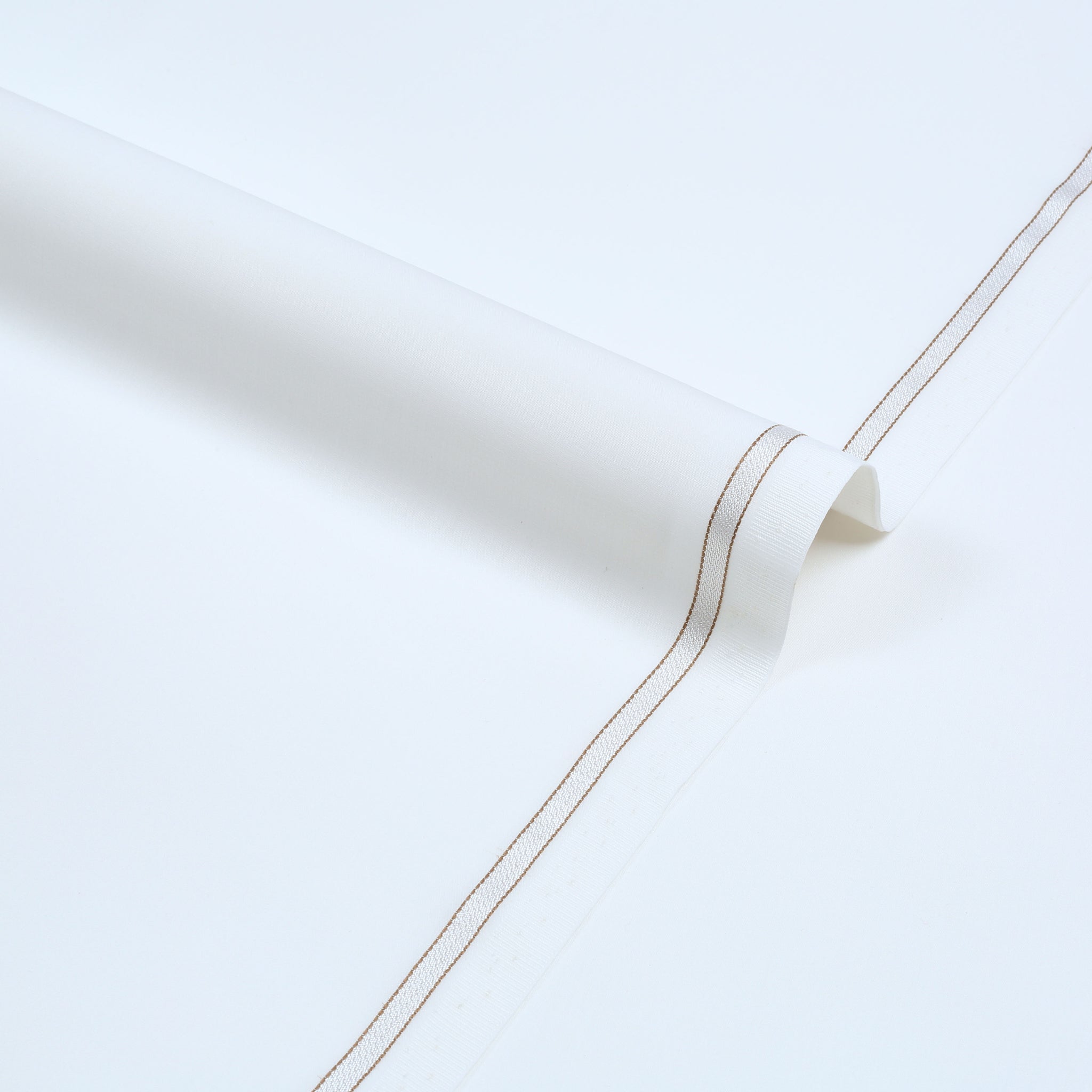 Uxbridge  White - Wash & Wear