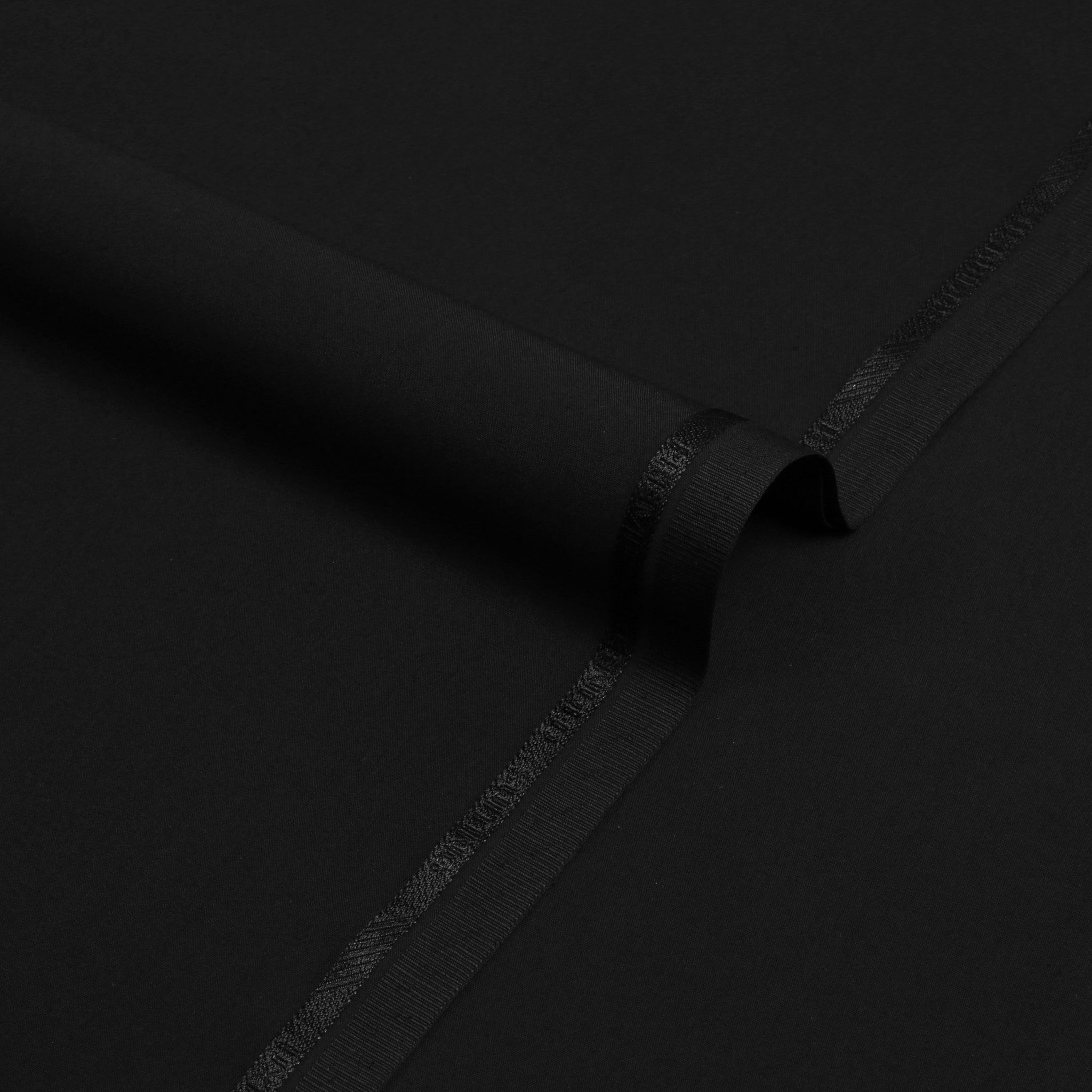 Uxbridge  Black - Wash & Wear